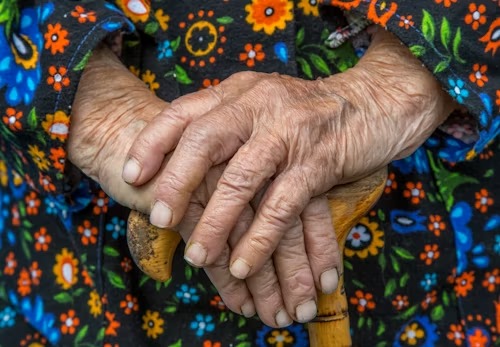 Soins aux personnes agees